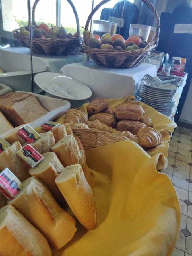 Le Neoulous Ξενοδοχείο Le Boulou Εξωτερικό φωτογραφία