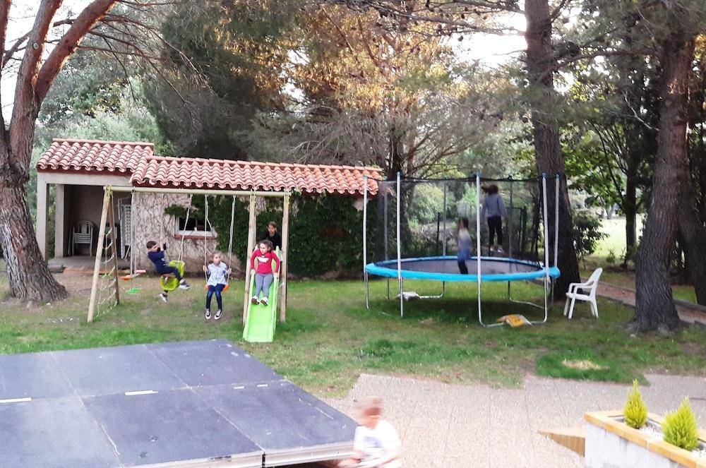Le Neoulous Ξενοδοχείο Le Boulou Εξωτερικό φωτογραφία